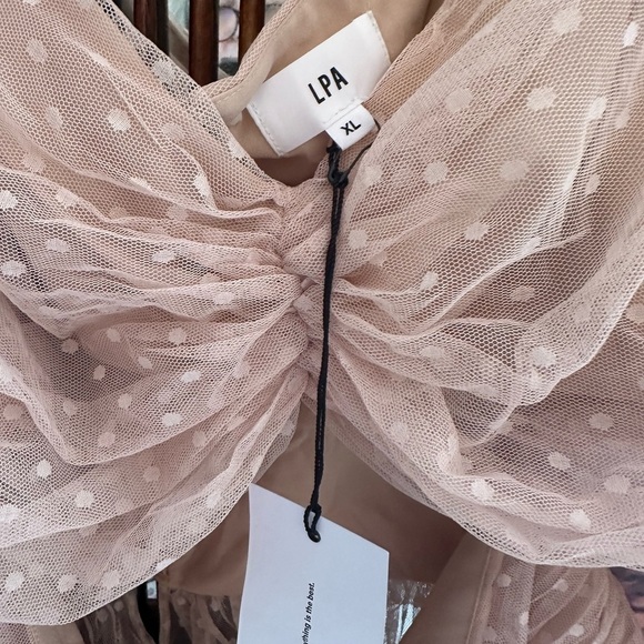 #25❤️ NWT LPA DOLORES TOP IN NUDE - Picture 9 of 9